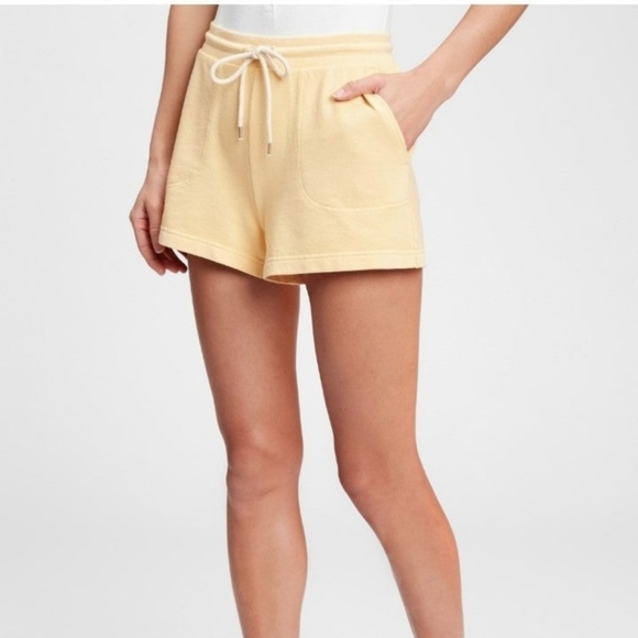 NEW 2 piece GAP VINTAGE RAGLAN CREWNECK SWEATSHIRT & MATCHING SOFT SHORTS OUTFIT - Picture 6 of 11